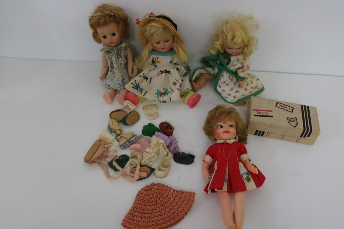 lot of 3 Ginny Dolls and accessories (1 of 4)