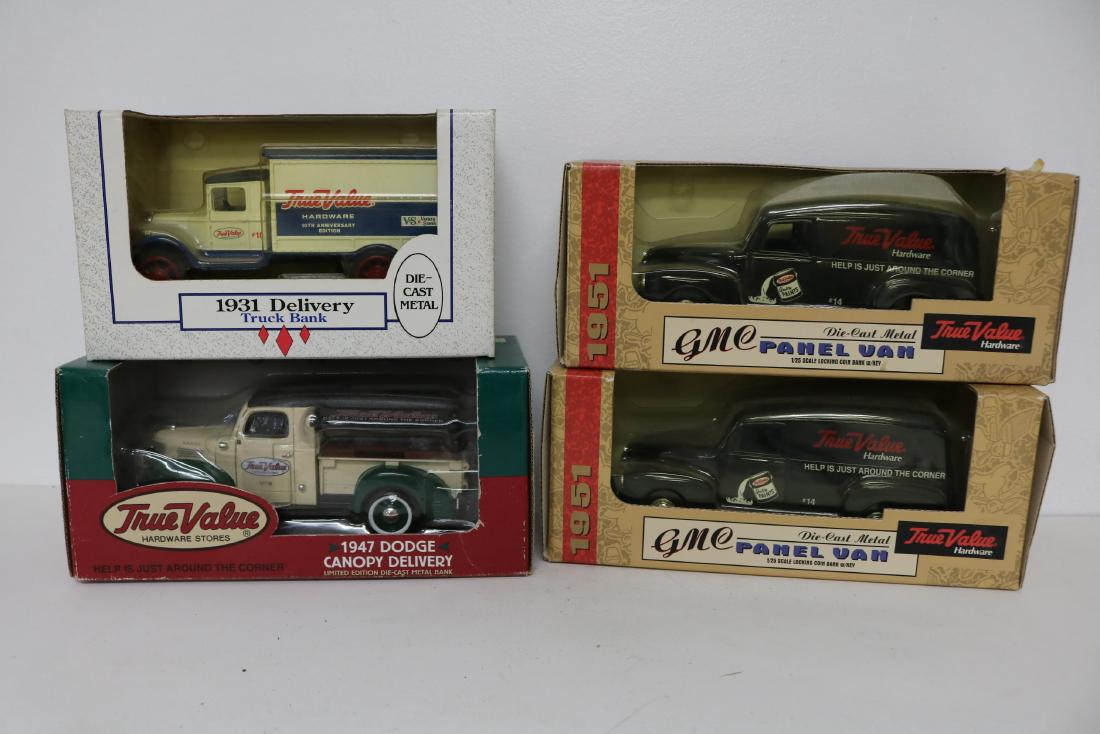 Lot of Die Cast Scale Model trucks by Ertl, True Value (1 of 4)