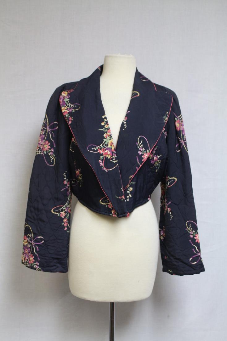 1940s Quilted Rayon Bed Jacket (1 of 4)