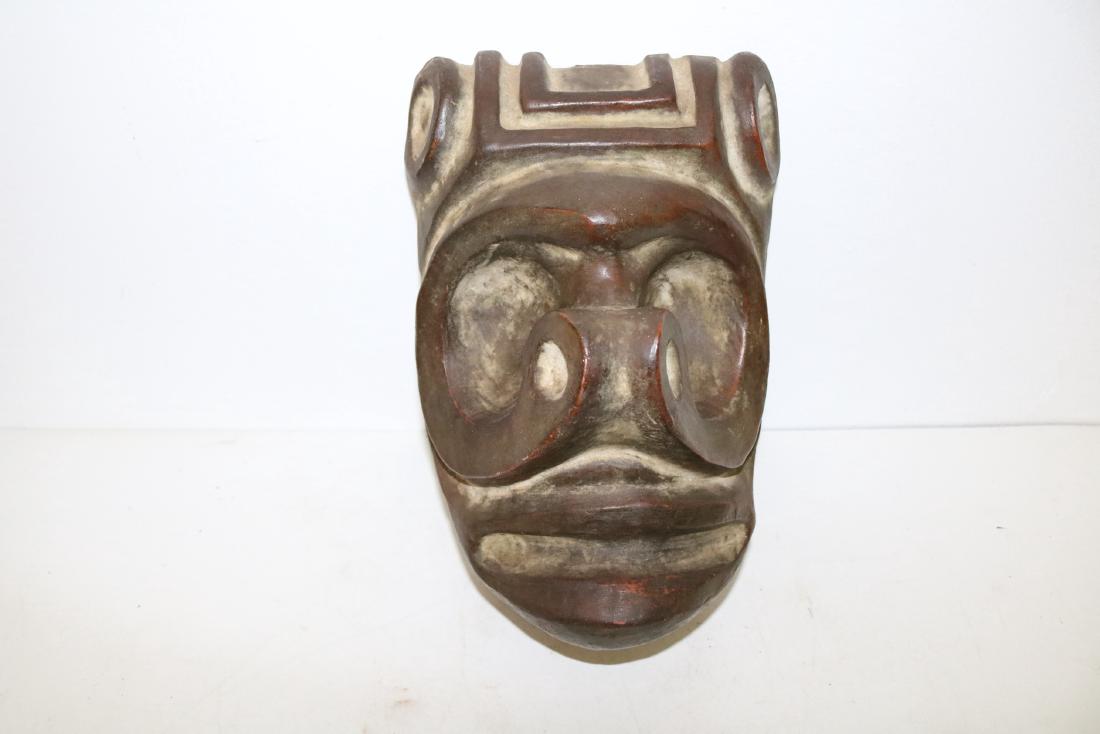 Hecho Enctrohlord Coindante, Hand Made Clay Mask: Dominican, approx. 9 3/4 inches tall, 6 3/4 wide
