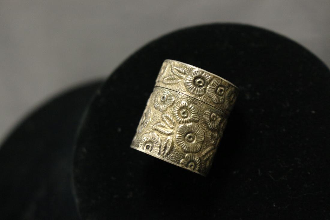 Victorian Chatelaine Embossed Thimble Holder (1 of 5)