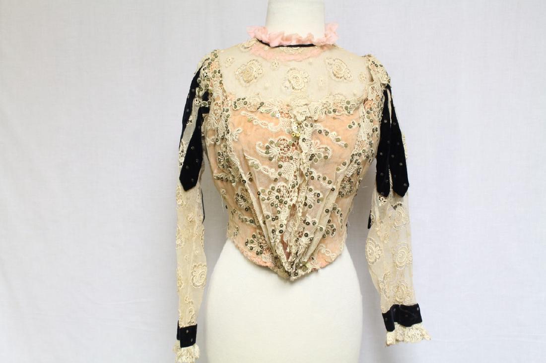 Vintage Victorian Lace & Velvet Bodice (1 of 12)