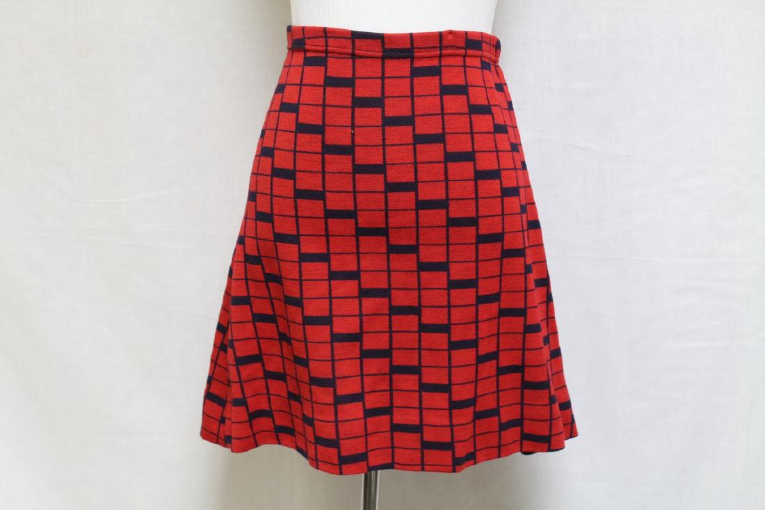 Vintage 1970s Geometric Red Mini Skirt (1 of 4)