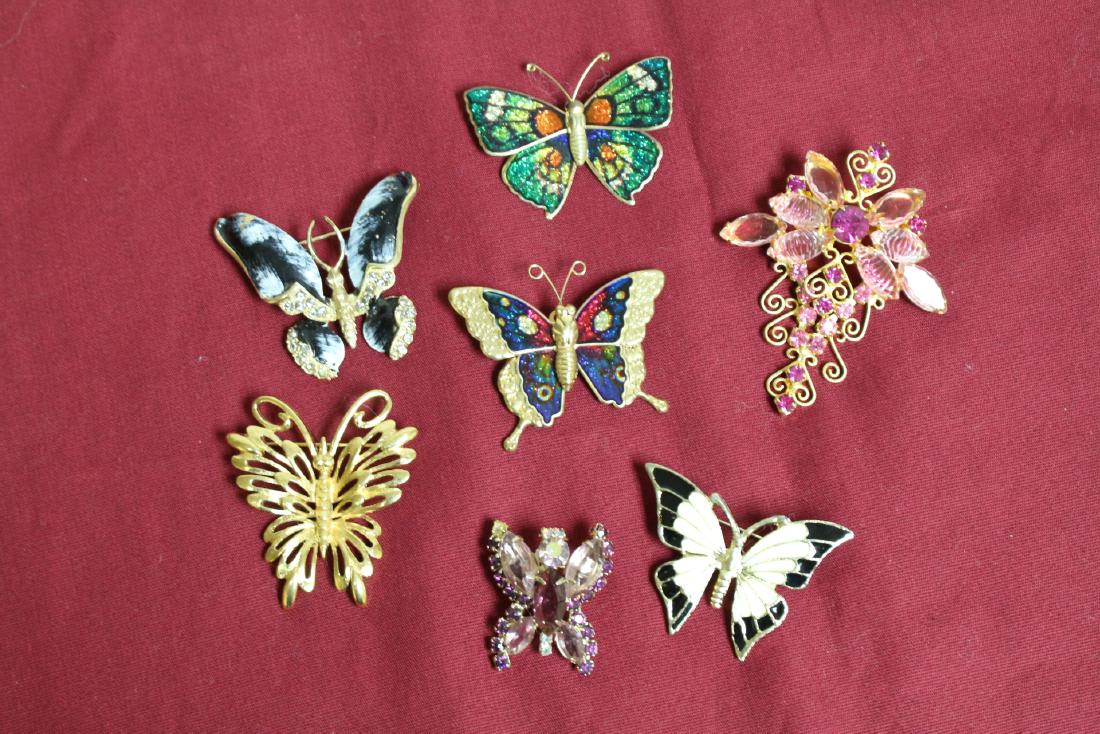 Lot of 7 Vintage Brooches, one Monet: Rhinestones, Enamel, Hand painted and gold tone