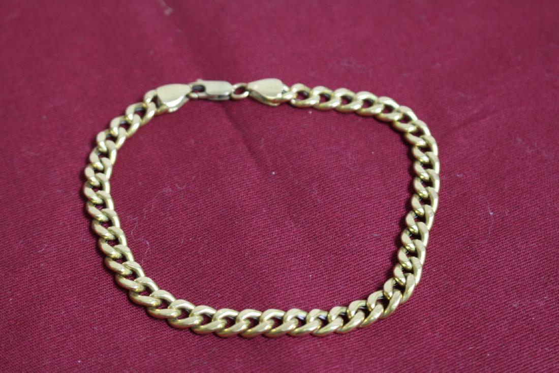 18K Gold Bracelet, marked 750 (1 of 3)