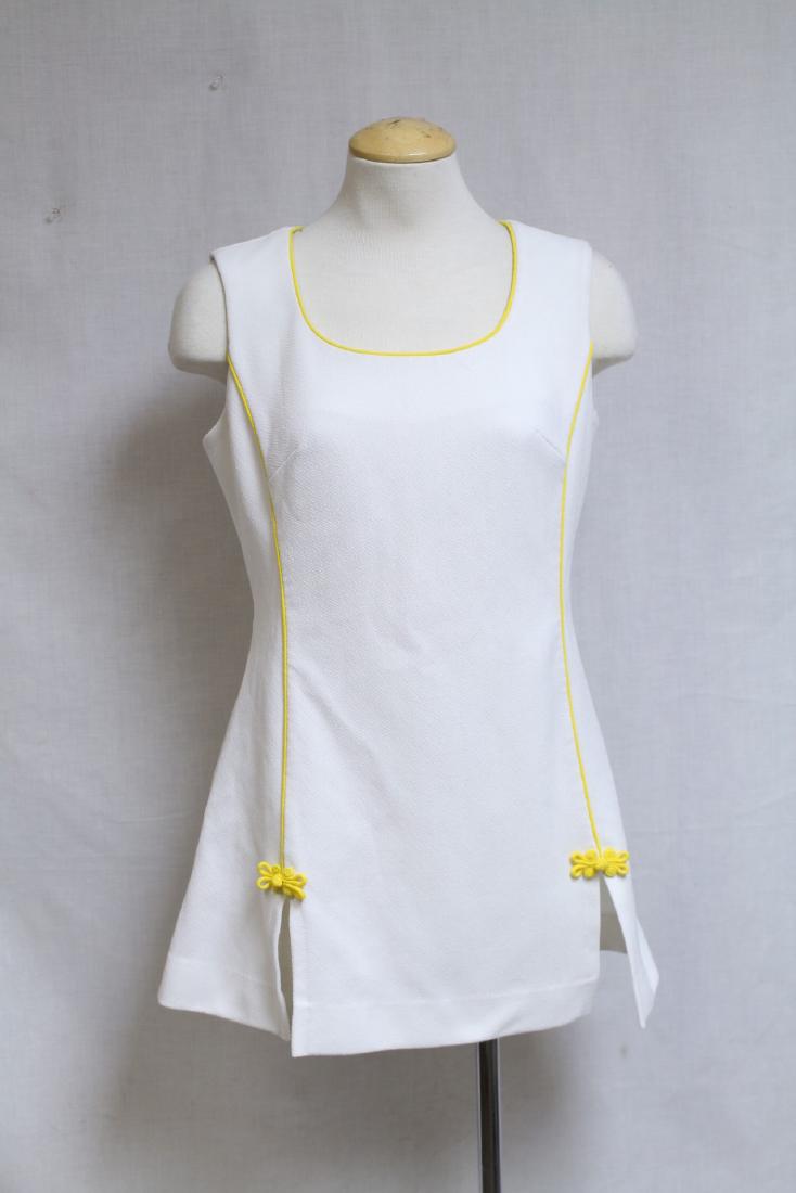 Vintage 1960s White & Yellow Mini Dress (1 of 5)
