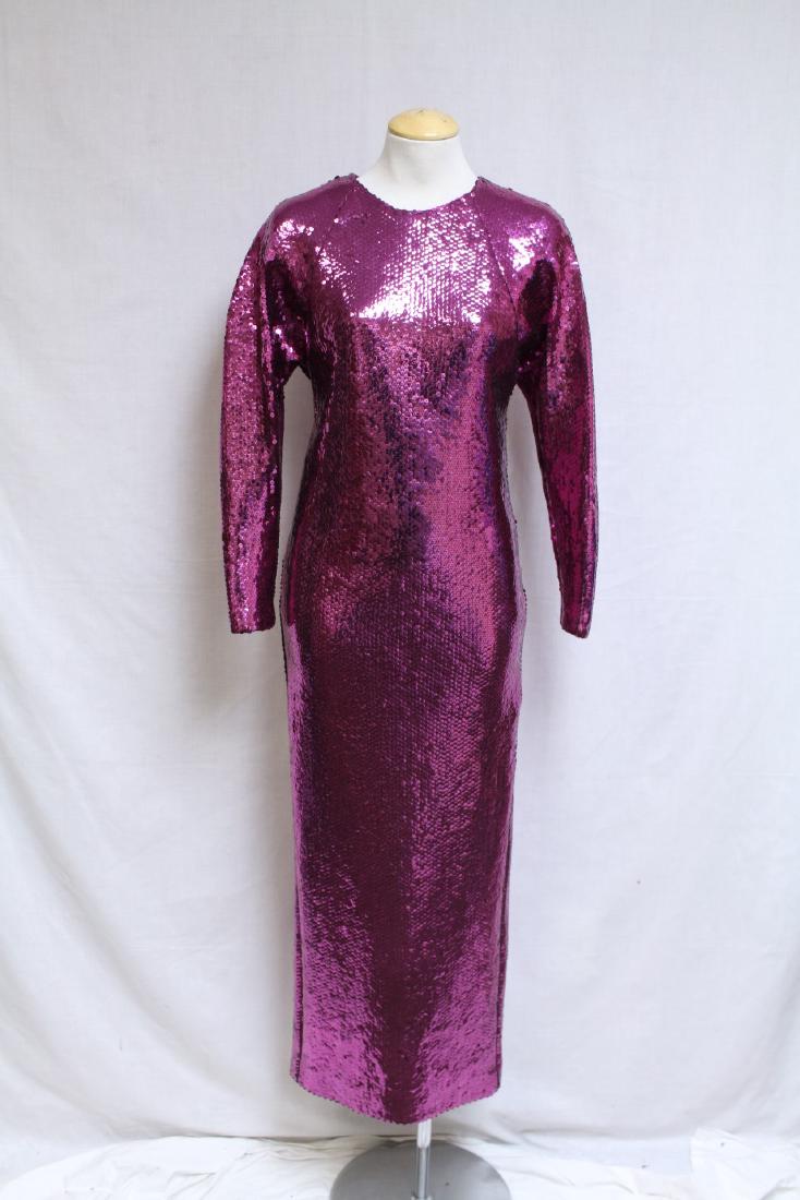 Vintage 1980s Hot Pink Sequined Gown: jersey fabric covered in sequins, partially lined. Great condition, a few missing sequins at the top of the shoulder, see photos. 36-38 bust/55 length