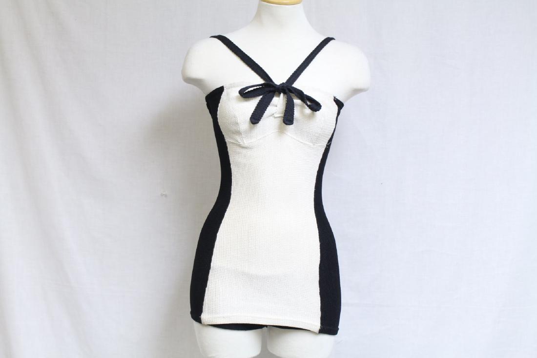 Vintage 1940s Jane Irwill Color Block Swimsuit: rayon knit jersey fabric, great condition - small spot near neckline, see photos. 34 max bust/24 max waist/34 max hip/22 length