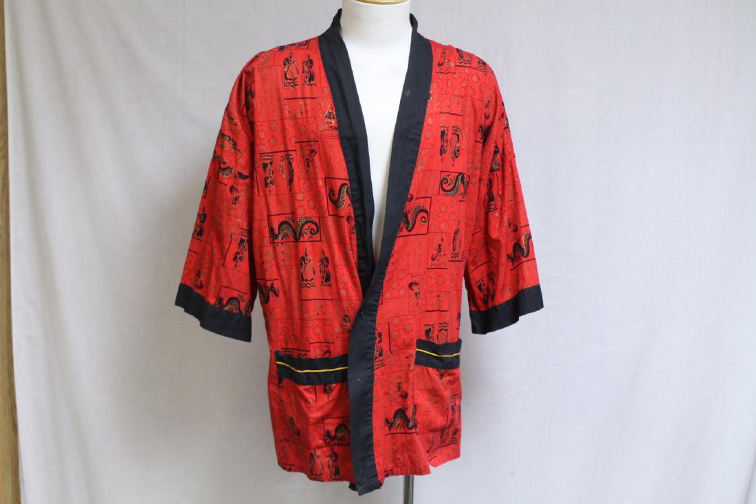 Vintage 1970s Men's Red Asian Dragon Robe (1 of 5)
