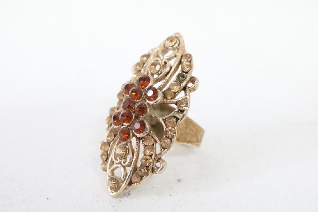 Colored Rhinestone and Gold Ring: nice colorful ring
