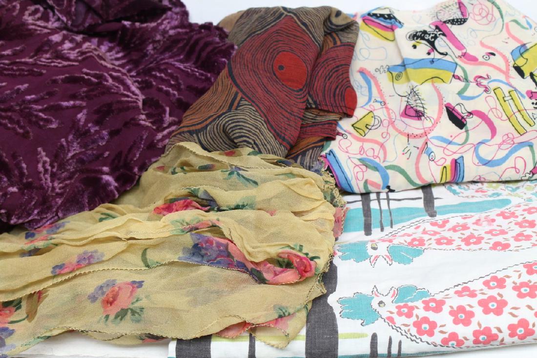 Vintage Lot of Mixed Fabric (1 of 9)
