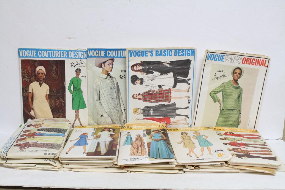 Vintage Lot of Ladies Sewing Patterns (1 of 7)