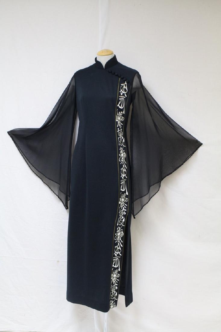 Vintage 1970s Shaheen Angel Sleeve Dress: polyester knit fabric, great condition - 38 bust/55 length