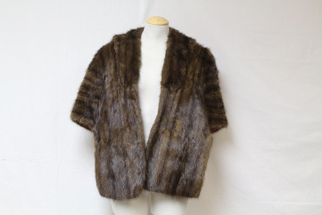 Vintage 1950s Brown Fur Shawl (1 of 4)
