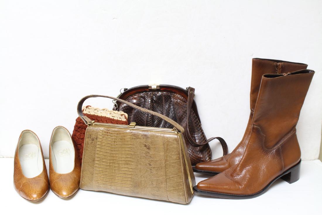 Vintage Lot of Ladies Handbags, Shoes & Accessories (1 of 14)