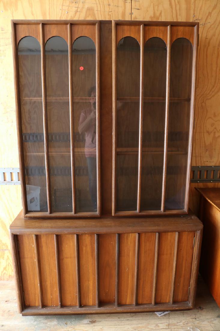 Keller, Mid-Century Modern China Cabinet (1 of 5)