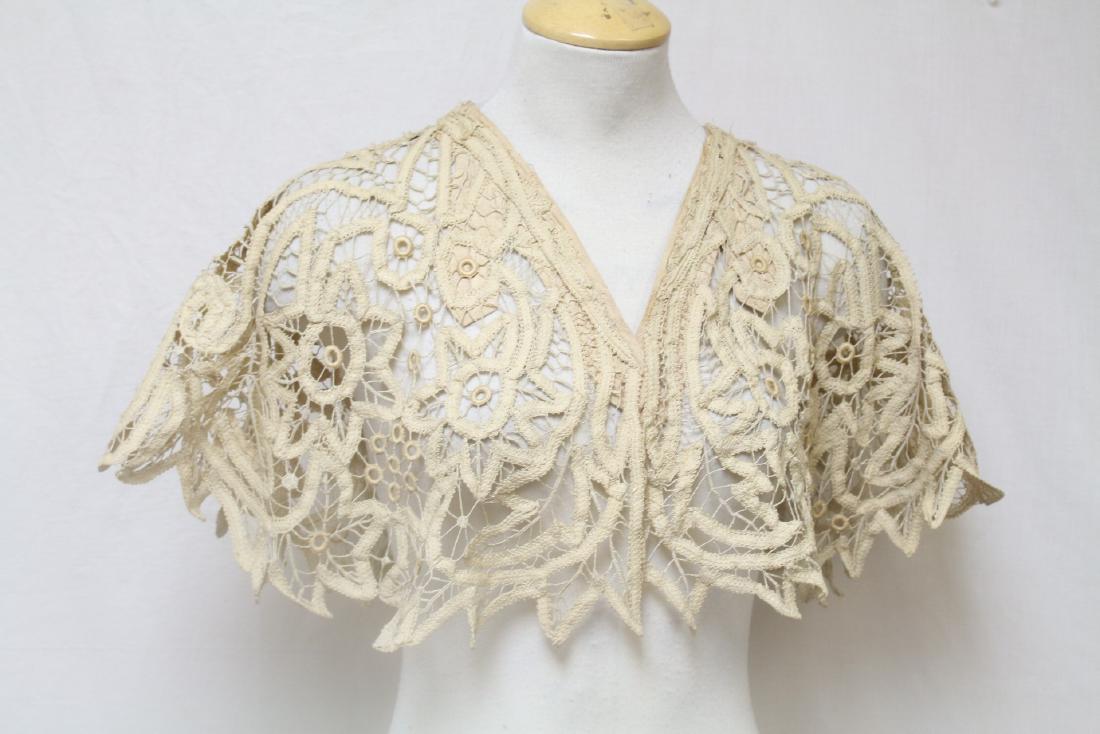 Antique Cream Tape Lace Collar (1 of 4)