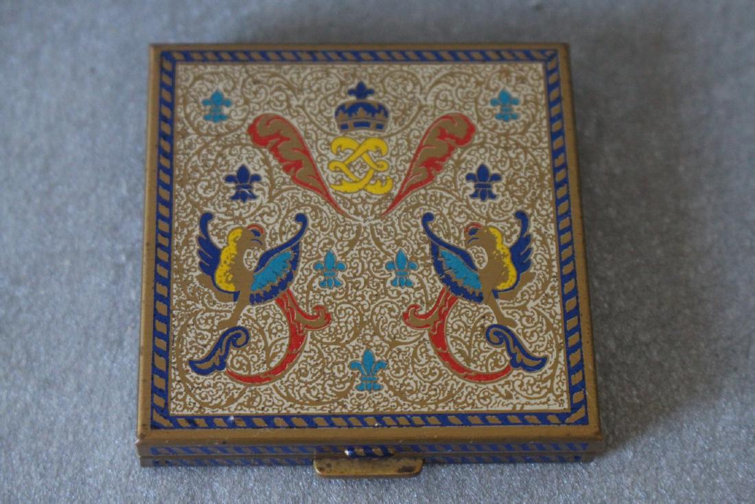 Vintage Volupte USA Enamel Compact (1 of 5)