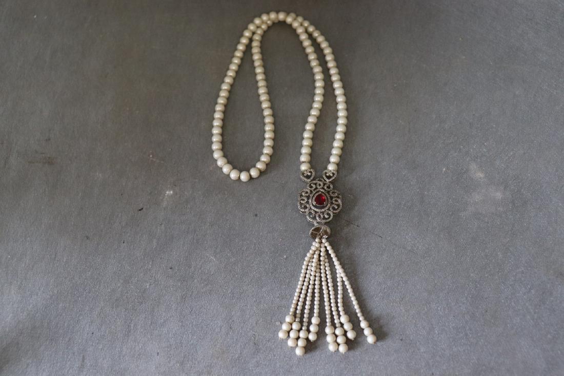 Vintage Pearl, Rhinestone & Ruby Red Necklace (1 of 5)