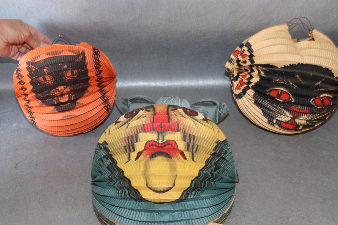 Vintage West German Accordion Halloween Lanterns (1 of 13)