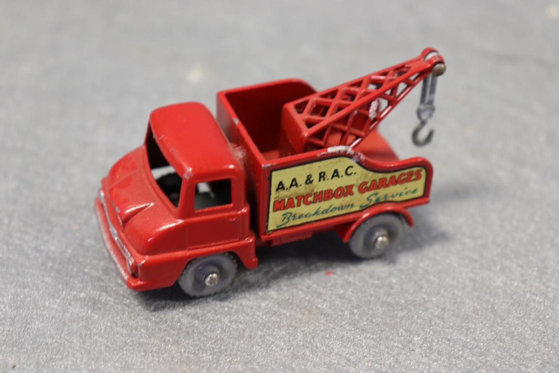 Vintage Matchbox Garages Breakdown Service Wrecker, (1 of 5)