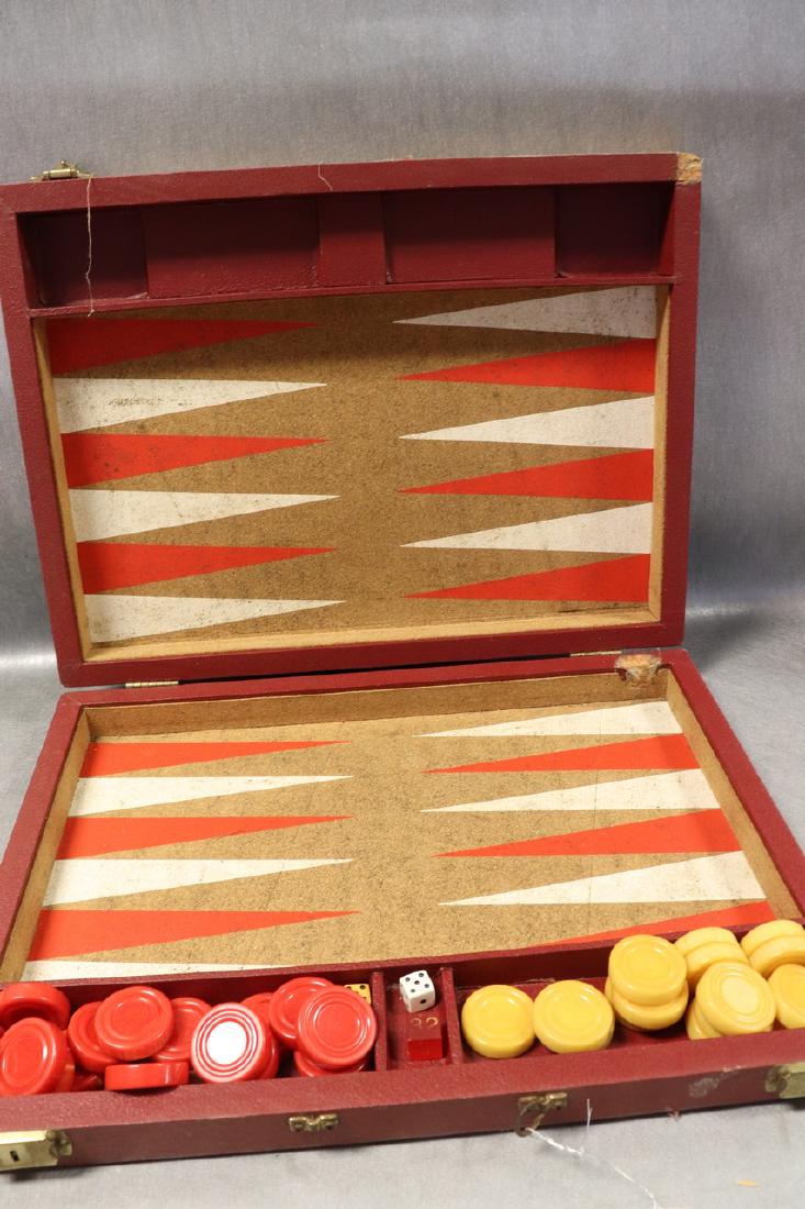 Vintage Backgammon Game With Bakelit Chips (1 of 3)