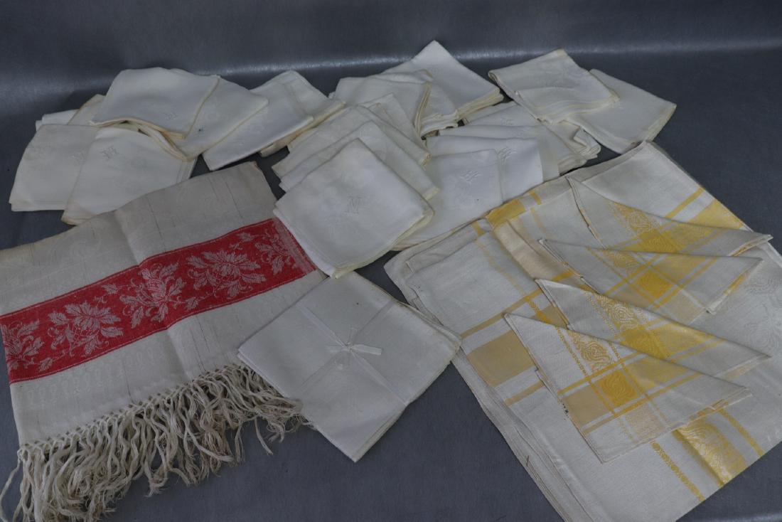 Lot of Vintage Irish Linens, Tablecloth and Napkins, (1 of 6)