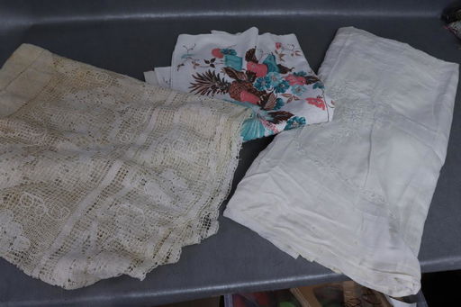 2 Vintage Tablecloths 1 Embroidered Bedspread