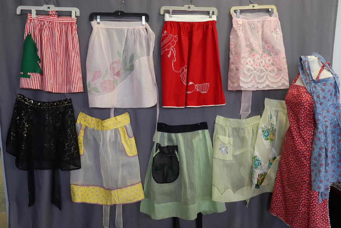Lot of 11 Vintage Aprons, Most New Old Stock (1 of 8)
