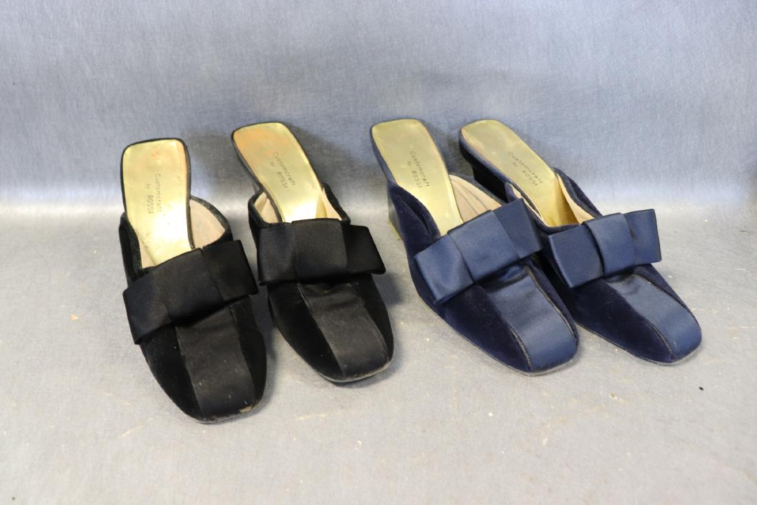 Lot Of 2 Rossi Vintage Pair Slippers: Customcraft by Rossi. Both size 8, one pair navy blue velvet, the other is black velvet, approx. 3 1/4" heel. Some light storage dust, the velvet is pulling away slightly on both pair.