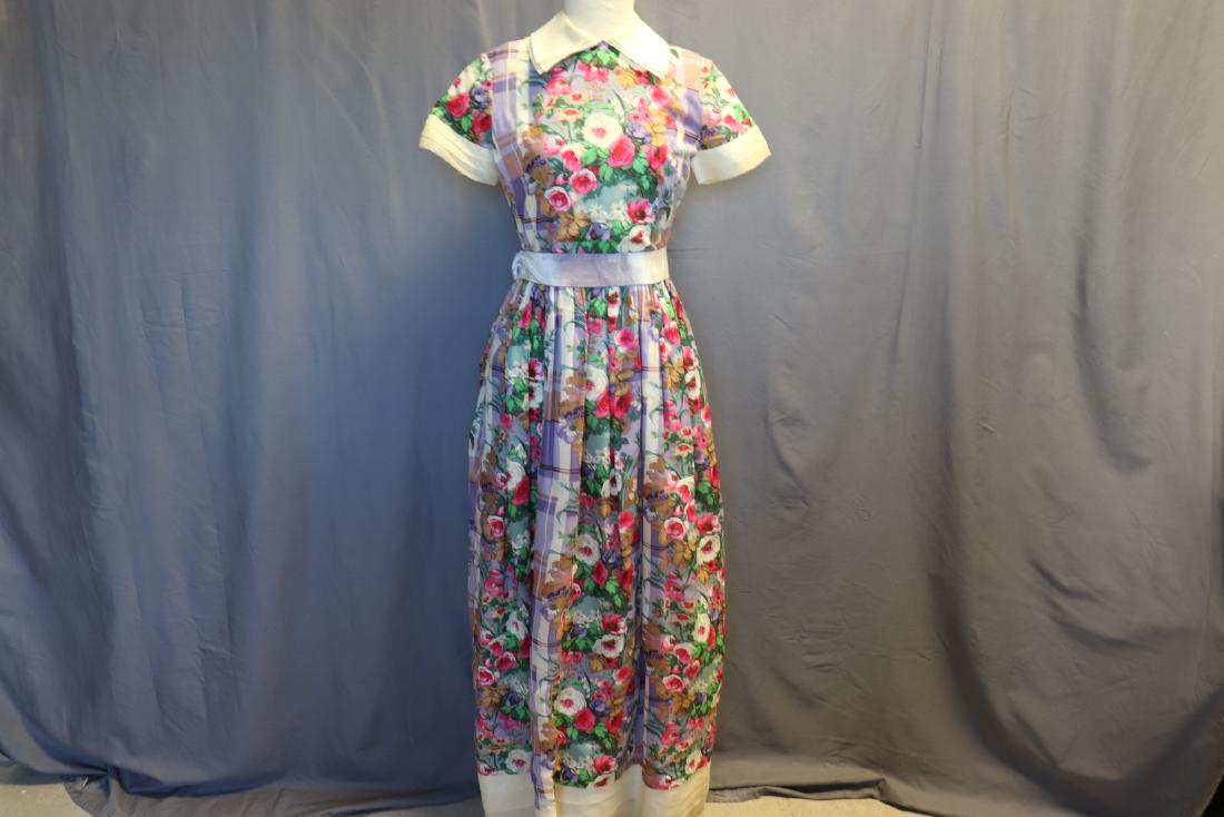 1970's ill Blass Flowered Roses Maxi Dress (1 of 9)