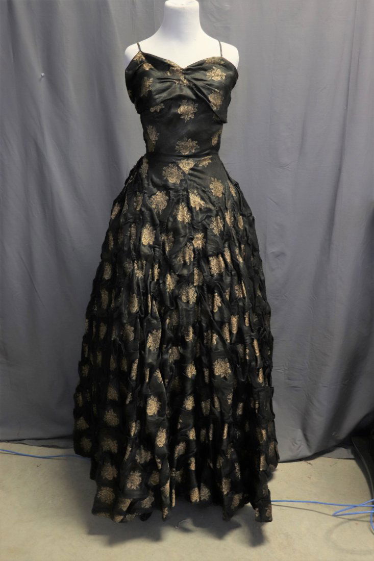 1940/50's Silk Lame` Sweet Heart Ball Gown (1 of 18)