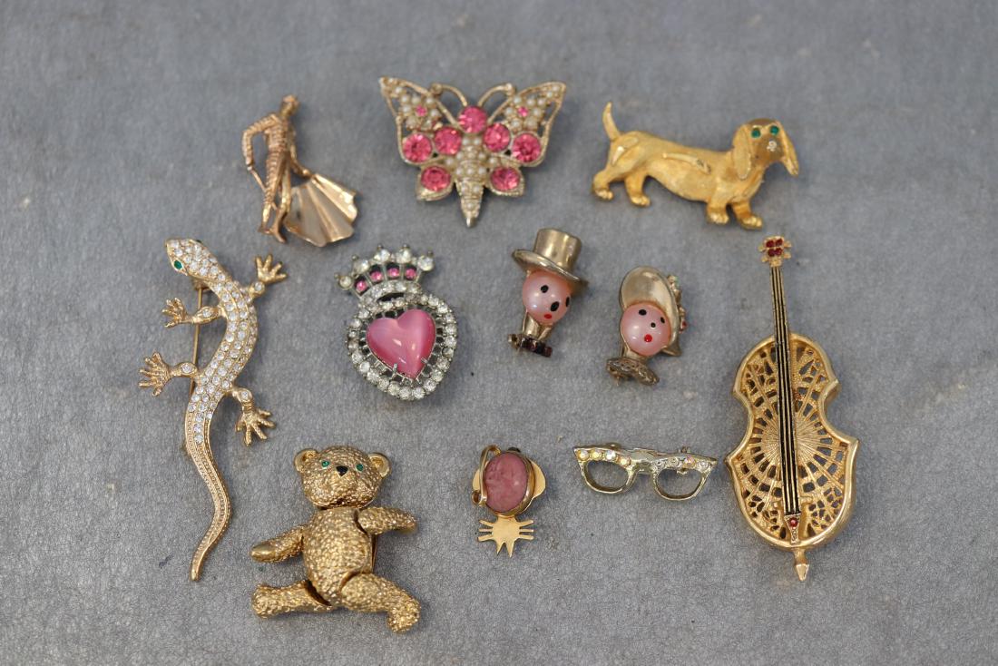large Lot Vintage Brooch, Pins (1 of 18)