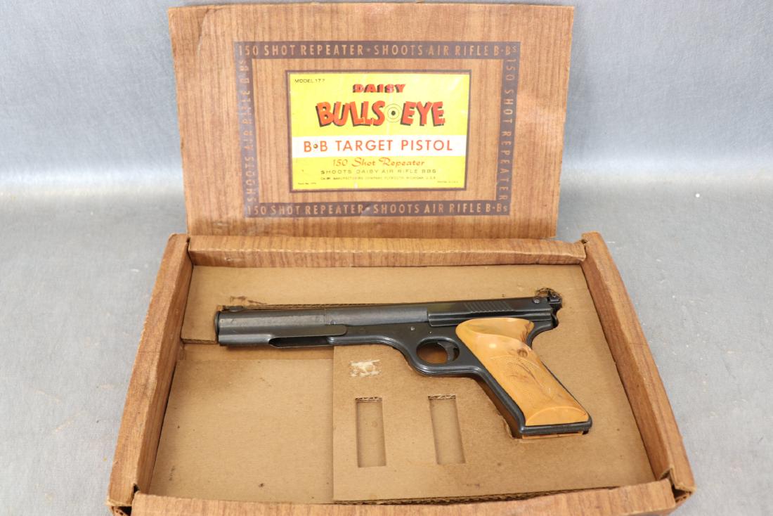 Vintage Daisy Bullseye Target BB Pistol Gun: Box is marked 150 Shot Repeater, Shoots Air Rifle bbs, Shoots Daisy Air Rifle BBs. In great condition, untested.