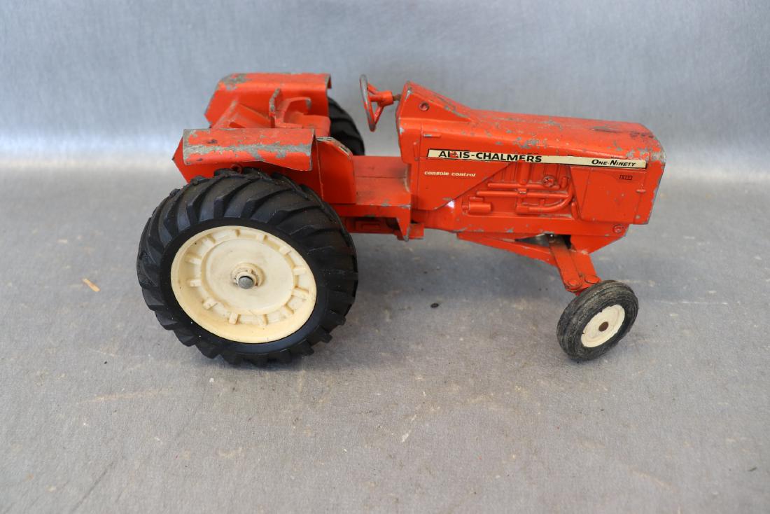 Allis-Chalmers 190 Tractor: Condition as shown in photo.