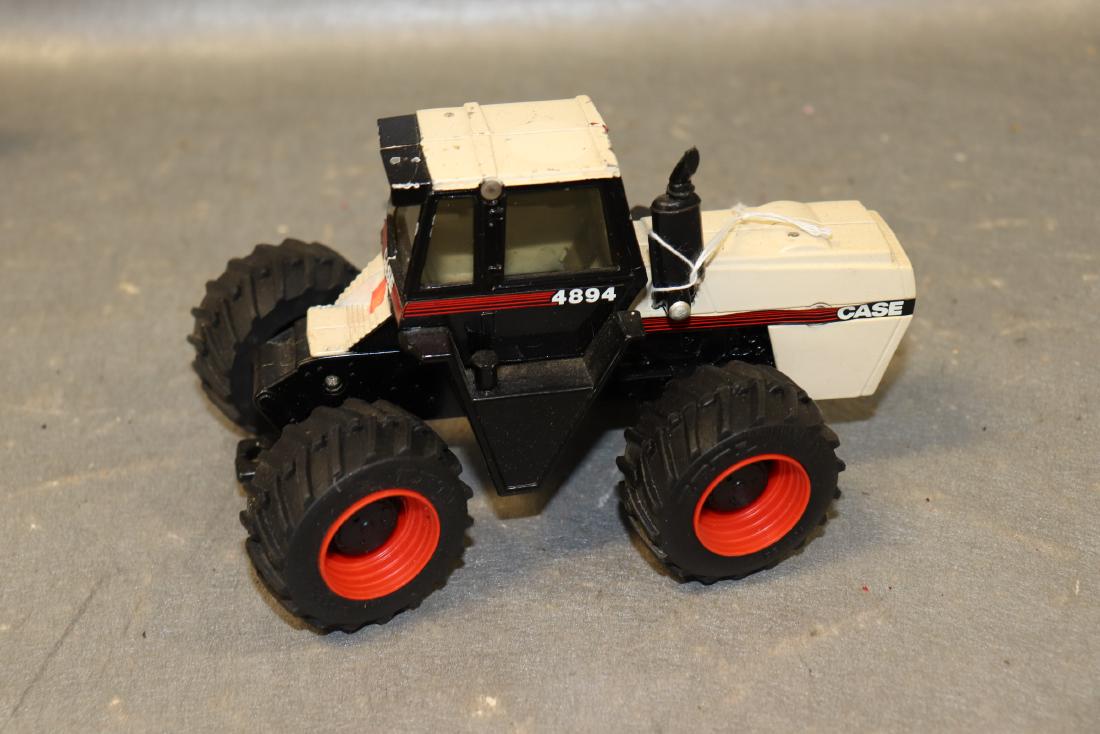 ERTL Case 4894 Tractor (1 of 5)