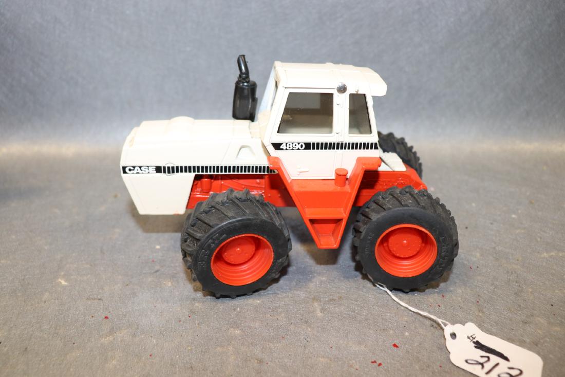 ERTL Case 4890 Tractor (1 of 5)