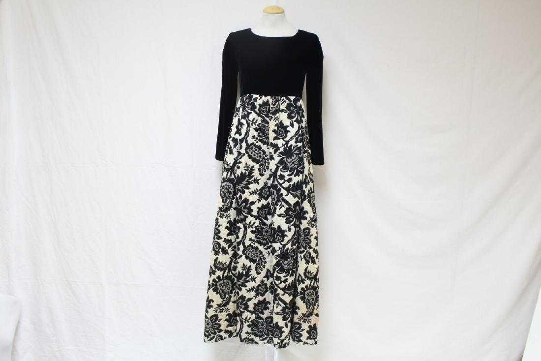 Vintage Bonwit Teller Black and Gold Maxi Dress: velvet top, brocade skirt, good/fair condition - skirt has some mild discoloration, see photos. 32 bust/25 waist/52 length