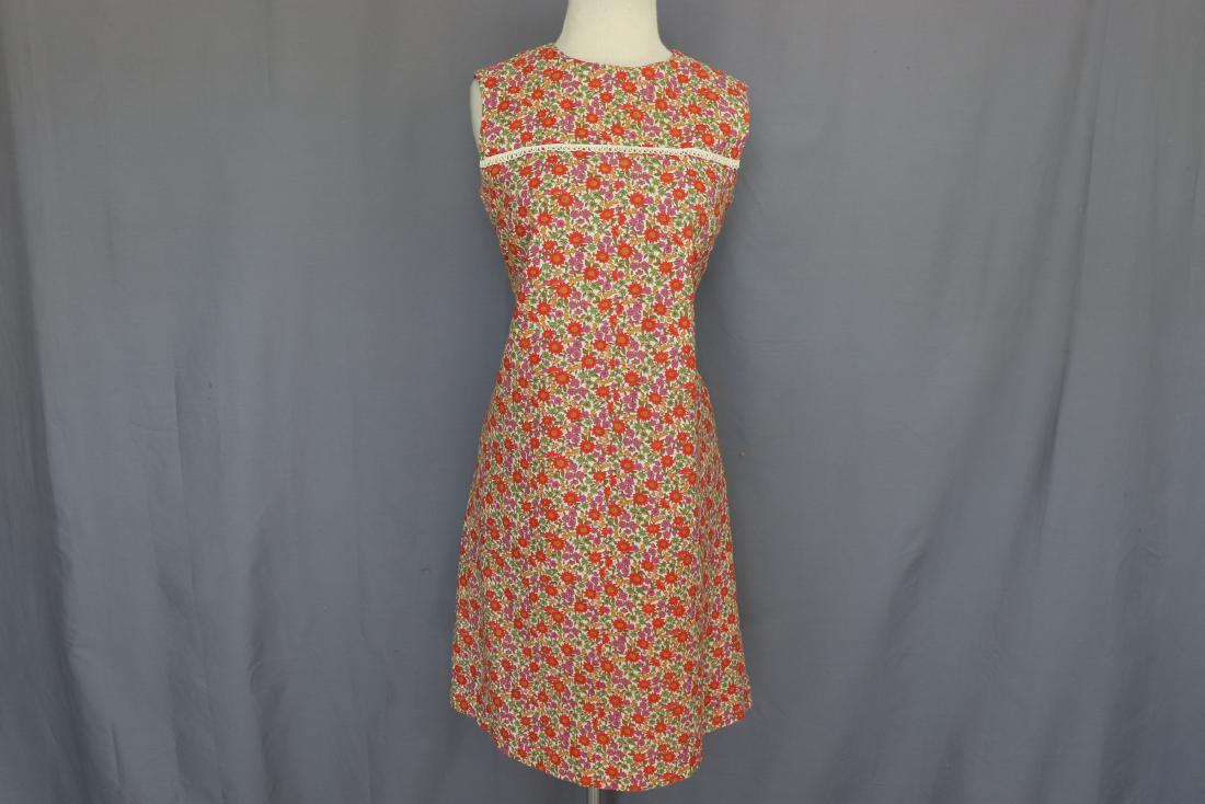 1960's Teen Girls Sun Flower Print Shift (1 of 4)
