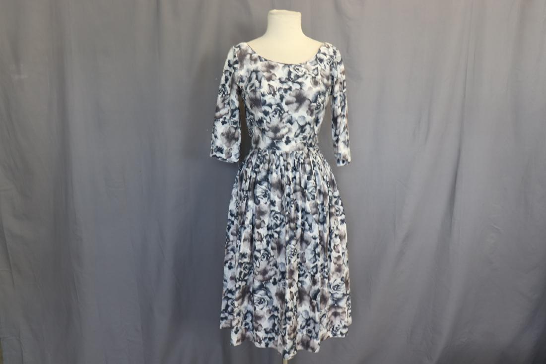 1950's Cotton Grey Floral Dress (1 of 4)