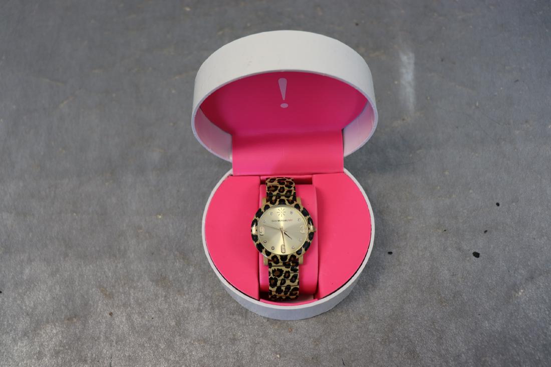 Leopard Print Isaac Mizrahi Wrist Watch: Leopard print time piece, stretch band, matching box. Great condition.