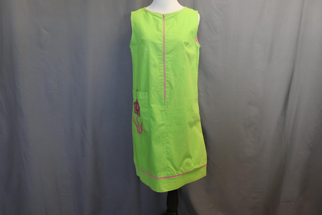 Vintage 1960's Lime Green Jumper, by Keepsake: Labeled size small, measures approx.36 at bust, 36 waist, 36 long, all cotton. 17" zipper, painted tulip on pocket, pink detail at hem. A few light soil dots.