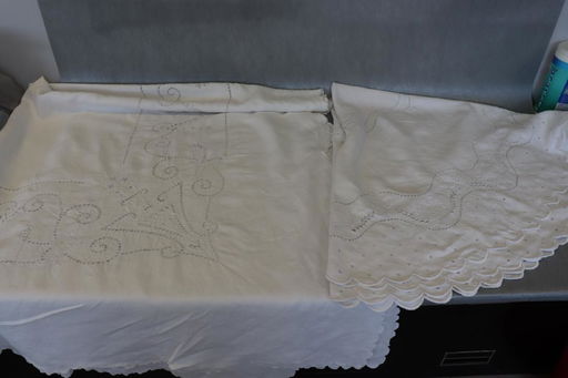 Lot Of 2 Vintage Tablecloths With Embroidery