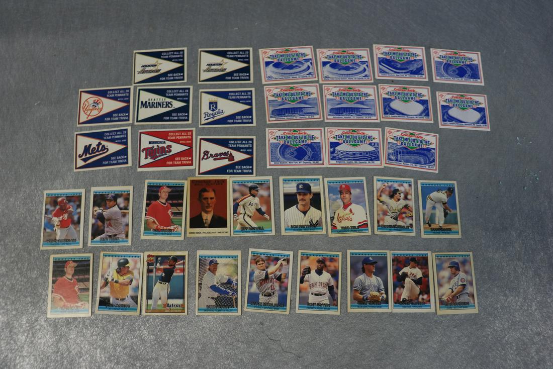 Lot of Miniature Cracker Jack Baseball Cards (1 of 5)