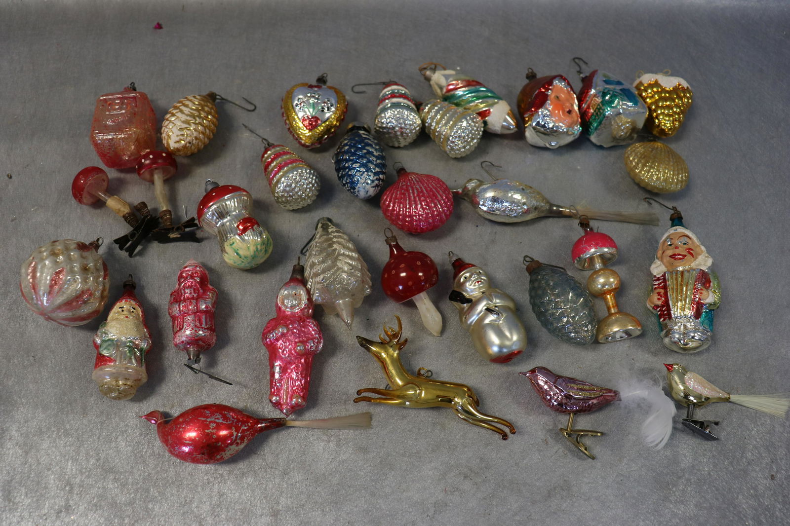 Lot Antique & Vintage Christmas Tree Ornaments (1 of 7)