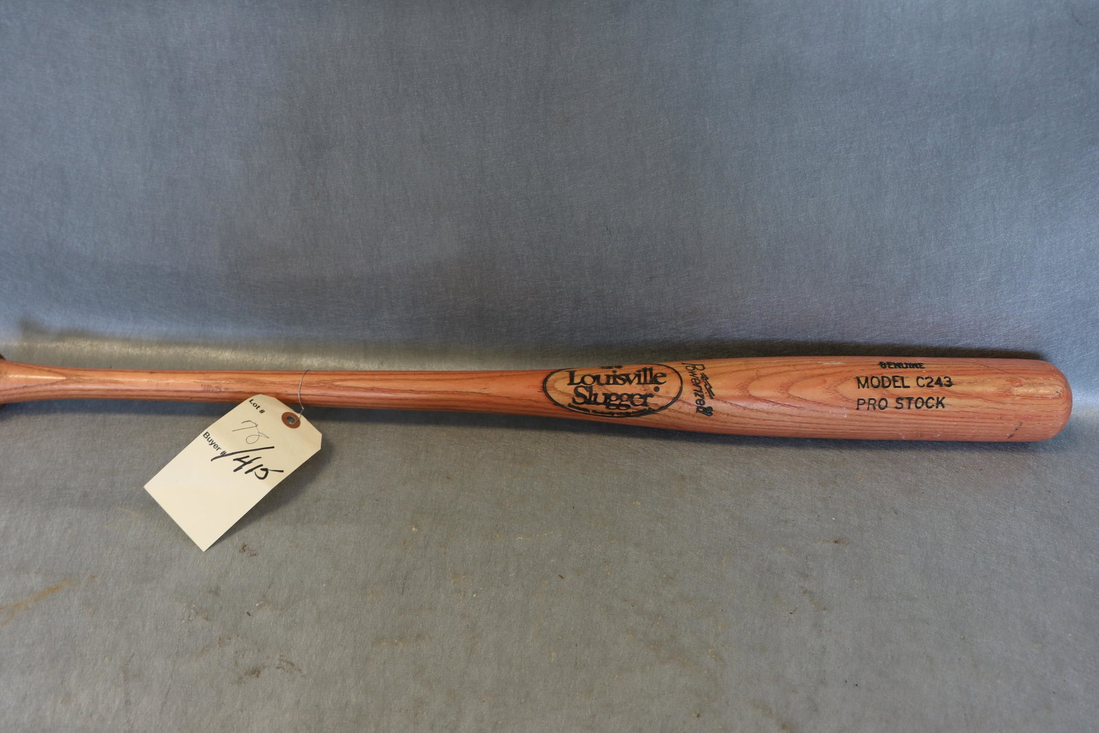 125 Louisville Slugger Baseball Bat, Autographed #17: Wood Bat, Autographed #17 Powerized MODEL C245 PRO STOCK good condition
