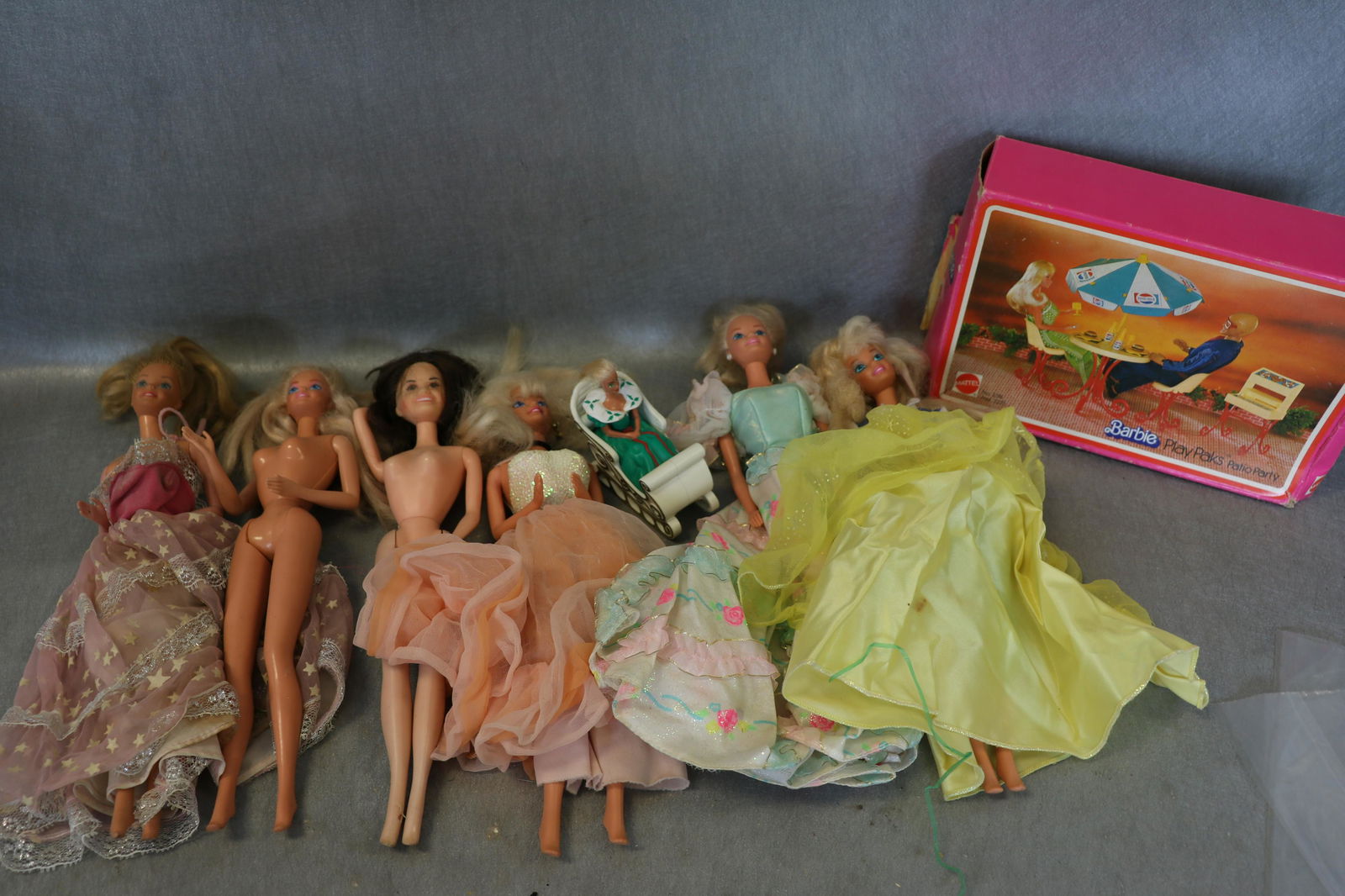 Lot of 6 Vintage Barbie Dolls, Patio Play Pack (1 of 5)