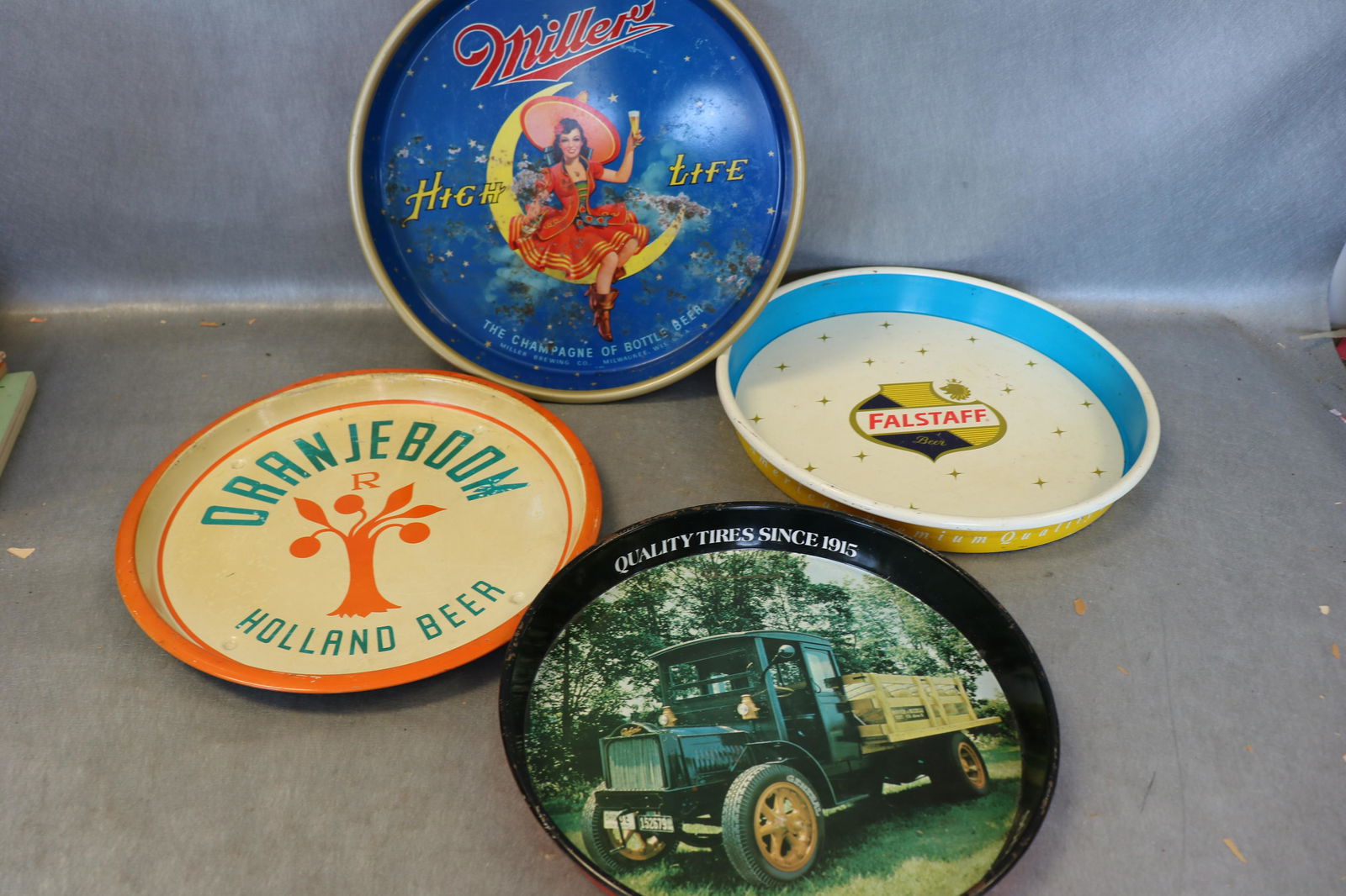 Lot of 3 Advertising Trays (1 of 5)