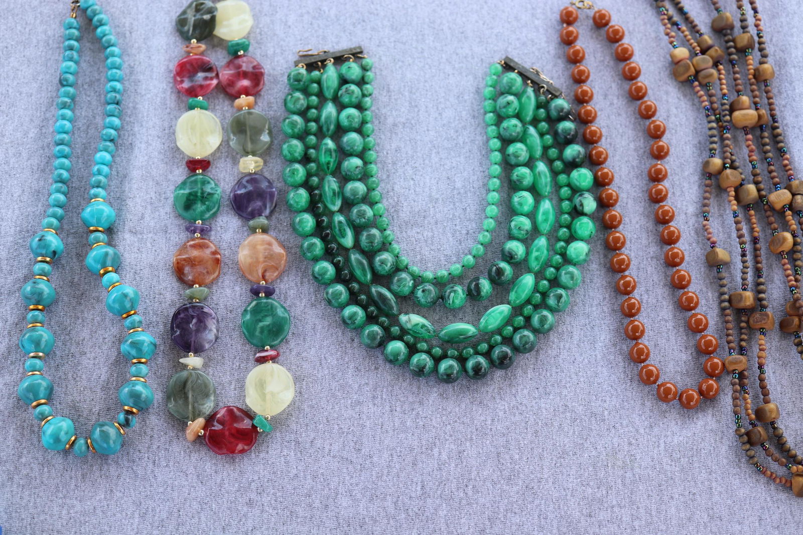 Lot of 5 Vintage Beaded Necklaces (1 of 7)