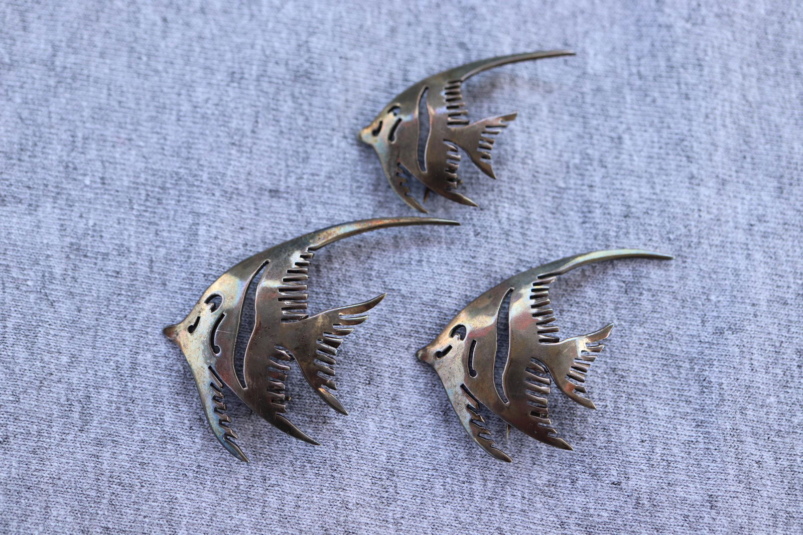 Set of 3 Vintage Hand Made Sterling Fish Brooches (1 of 4)